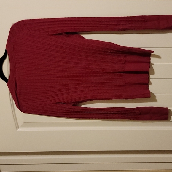 Sweater - Picture 3 of 5